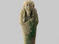 Aeg F 48  Aeg F 48, Spätzeit, Uschebti, Grüne Fayence, H 10,1 cm, B 2,9 cm, T 2,0 cm : Bestandskatalog Ägypten, Museumsfoto: Claus Cordes